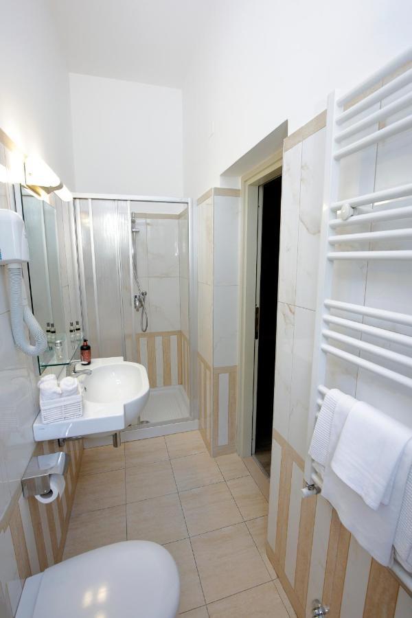 Hotel Sollievo San Giovanni Rotondo Ngoại thất bức ảnh