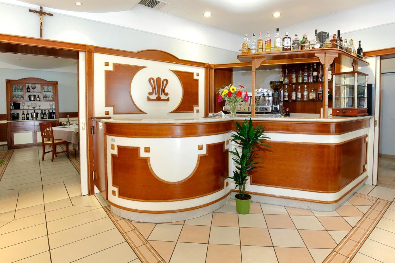 Hotel Sollievo San Giovanni Rotondo Ngoại thất bức ảnh